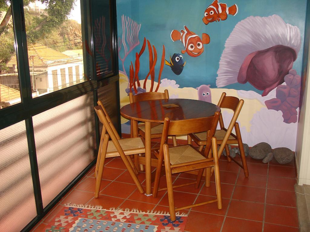 Apartamento Capela فونشال الغرفة الصورة